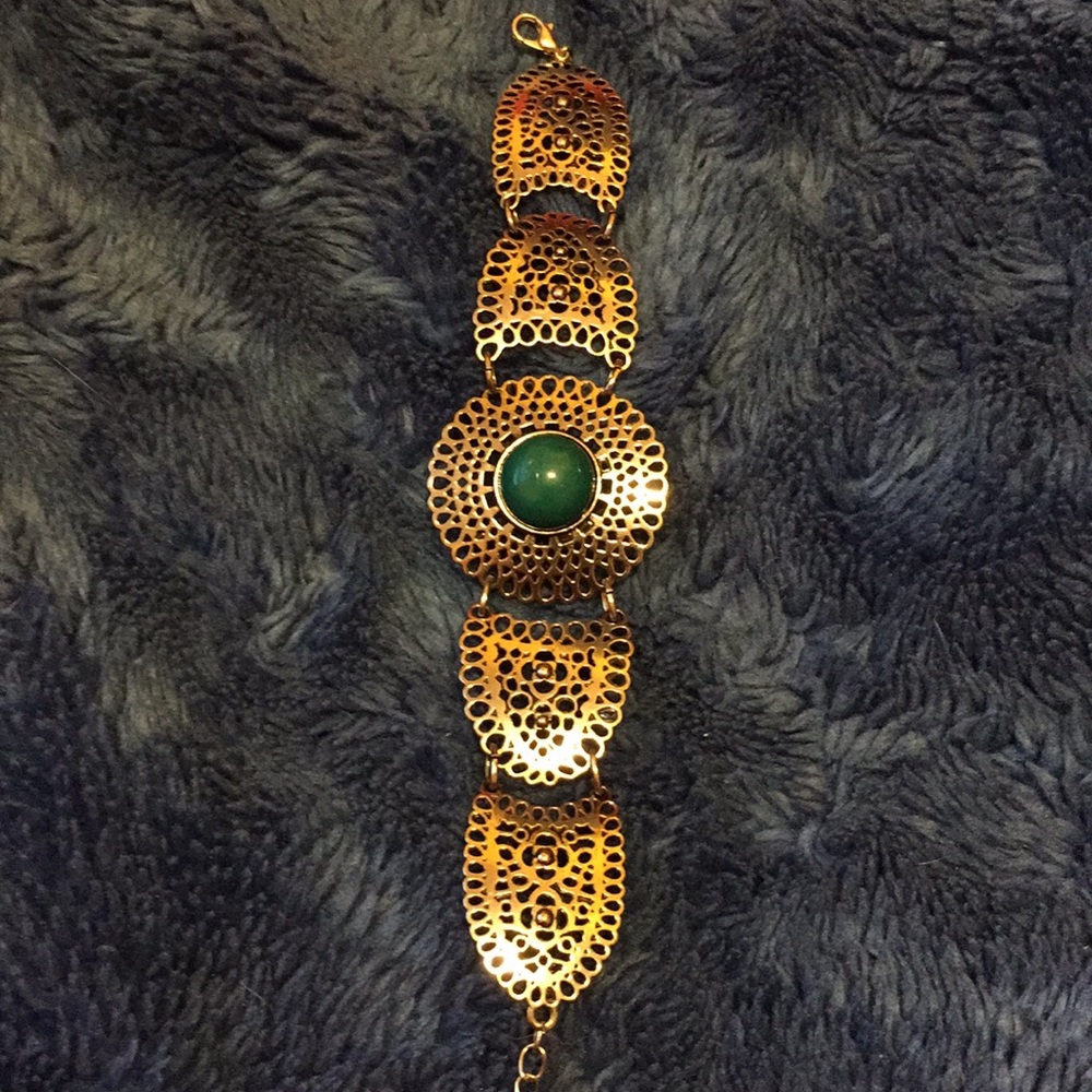 Bracelet
